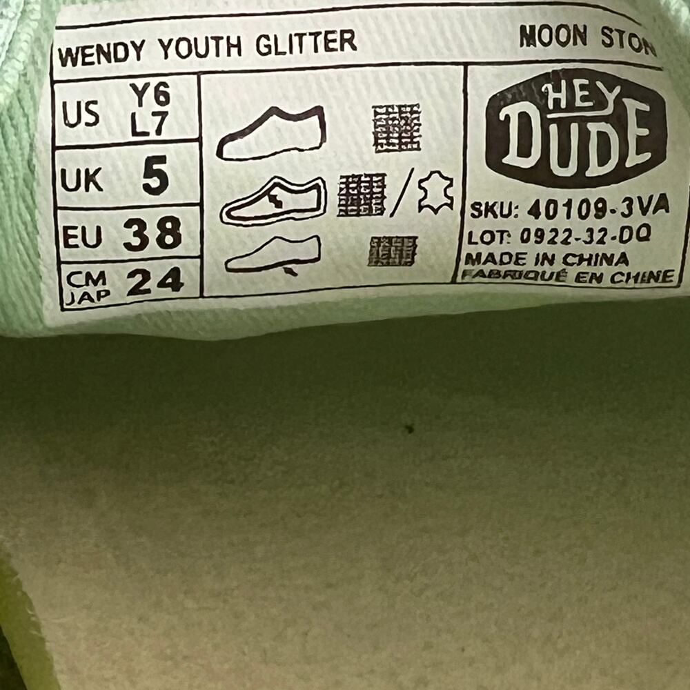 Hey Dude Wendy Glitter Slip on Shoe in Moon Stone Size Women 7 - Picture 9 of 11
